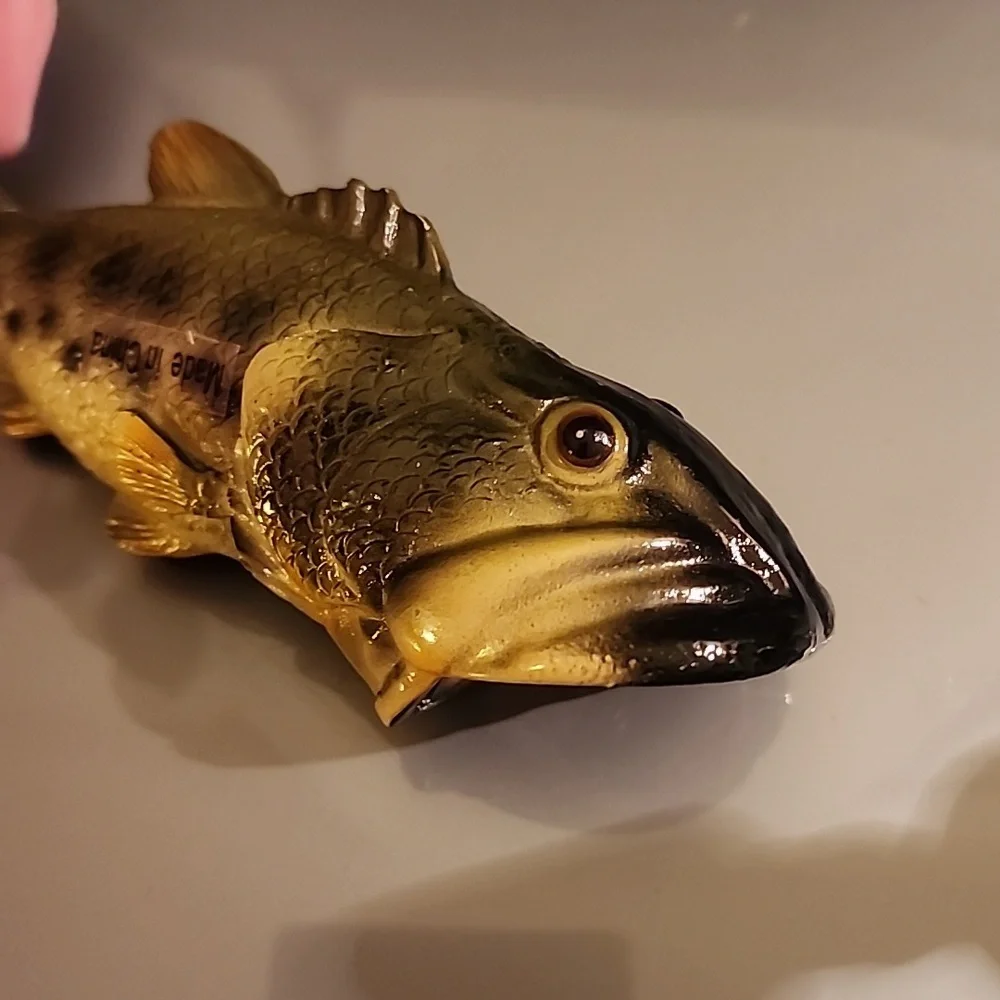 Fishing Design Bottle Openers - Picture 7 of 8